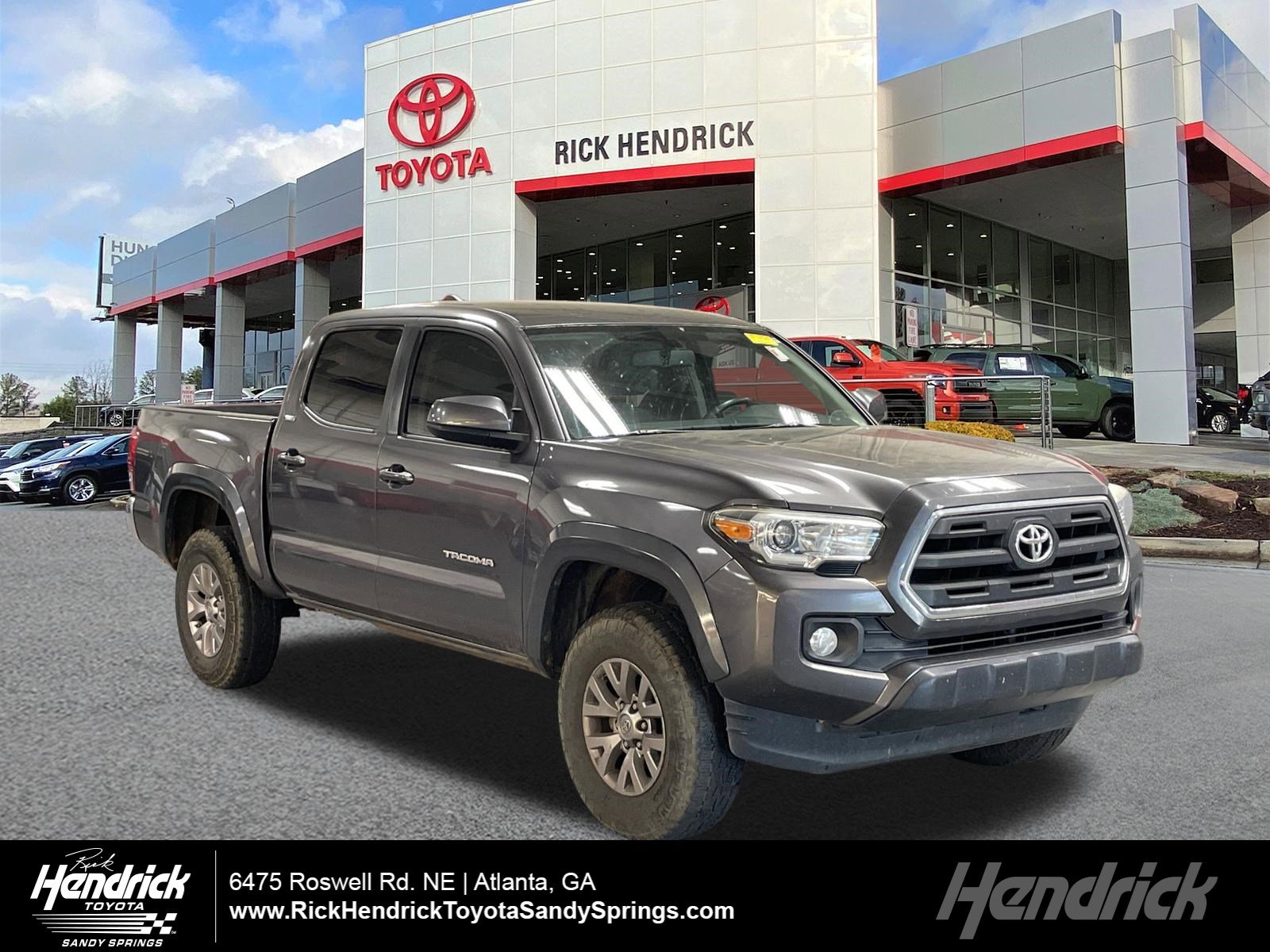 Used 2017 Toyota Tacoma SR5 image 1