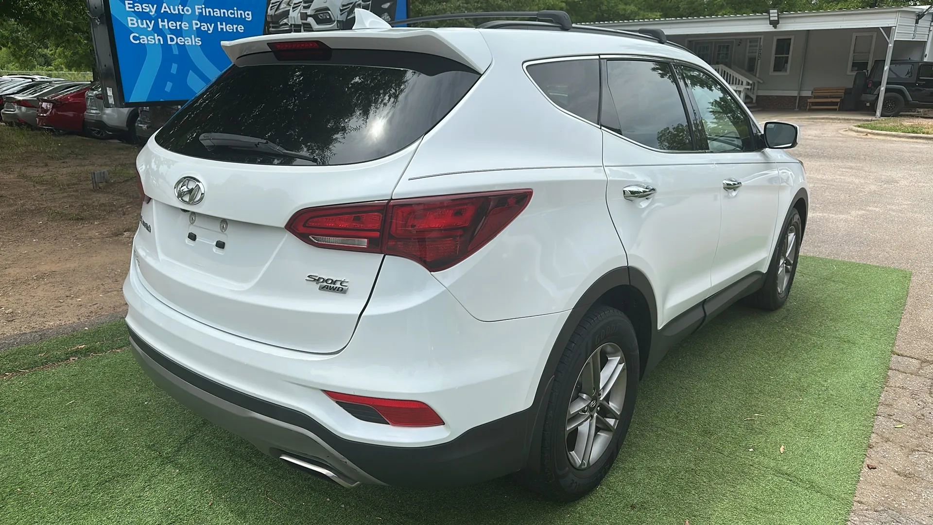 Used 2017 Hyundai Santa Fe Sport AWD/4WD image 7