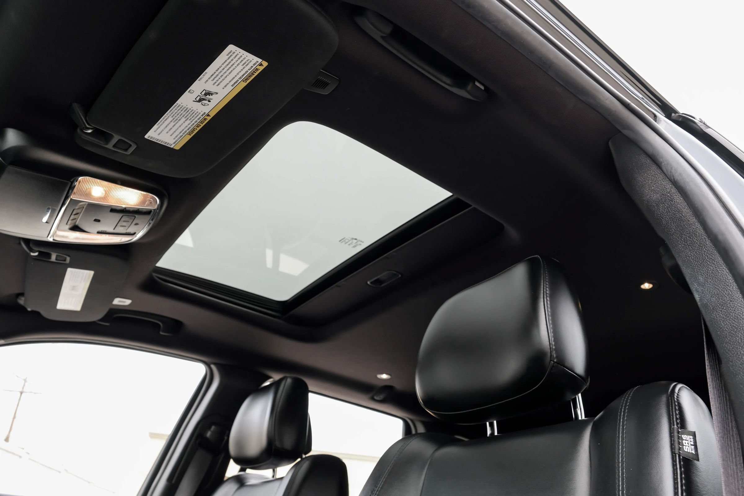 Used 2020 Jeep Grand Cherokee Altitude RWD image 5