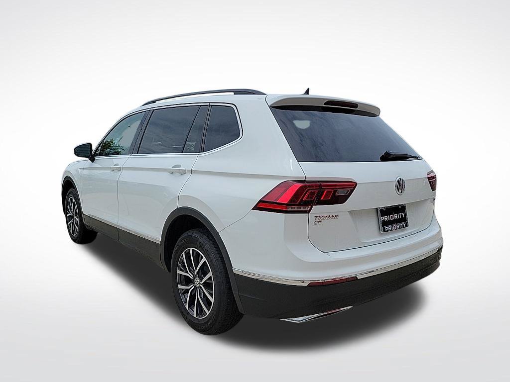 Used 2020 Volkswagen Tiguan SE w/ Panoramic Sunroof Package AWD/4WD image 3