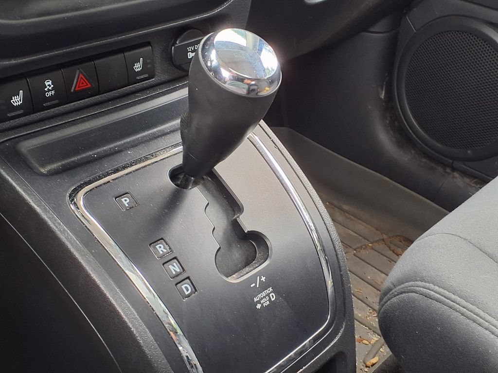 Used 2014 Jeep Patriot Latitude w/ Sun/Sound Group AWD/4WD image 19