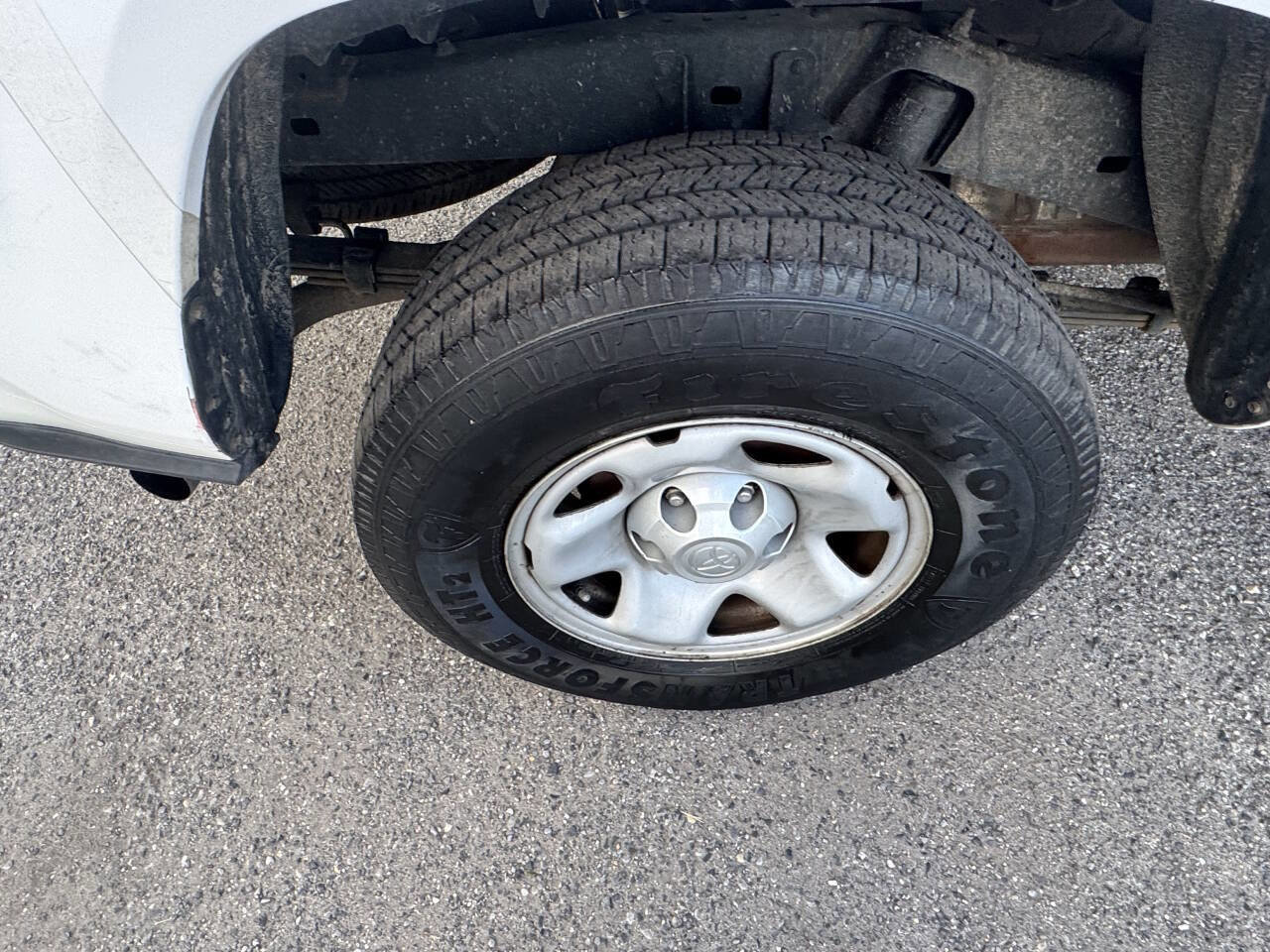 Used 2020 Toyota Tacoma SR image 46