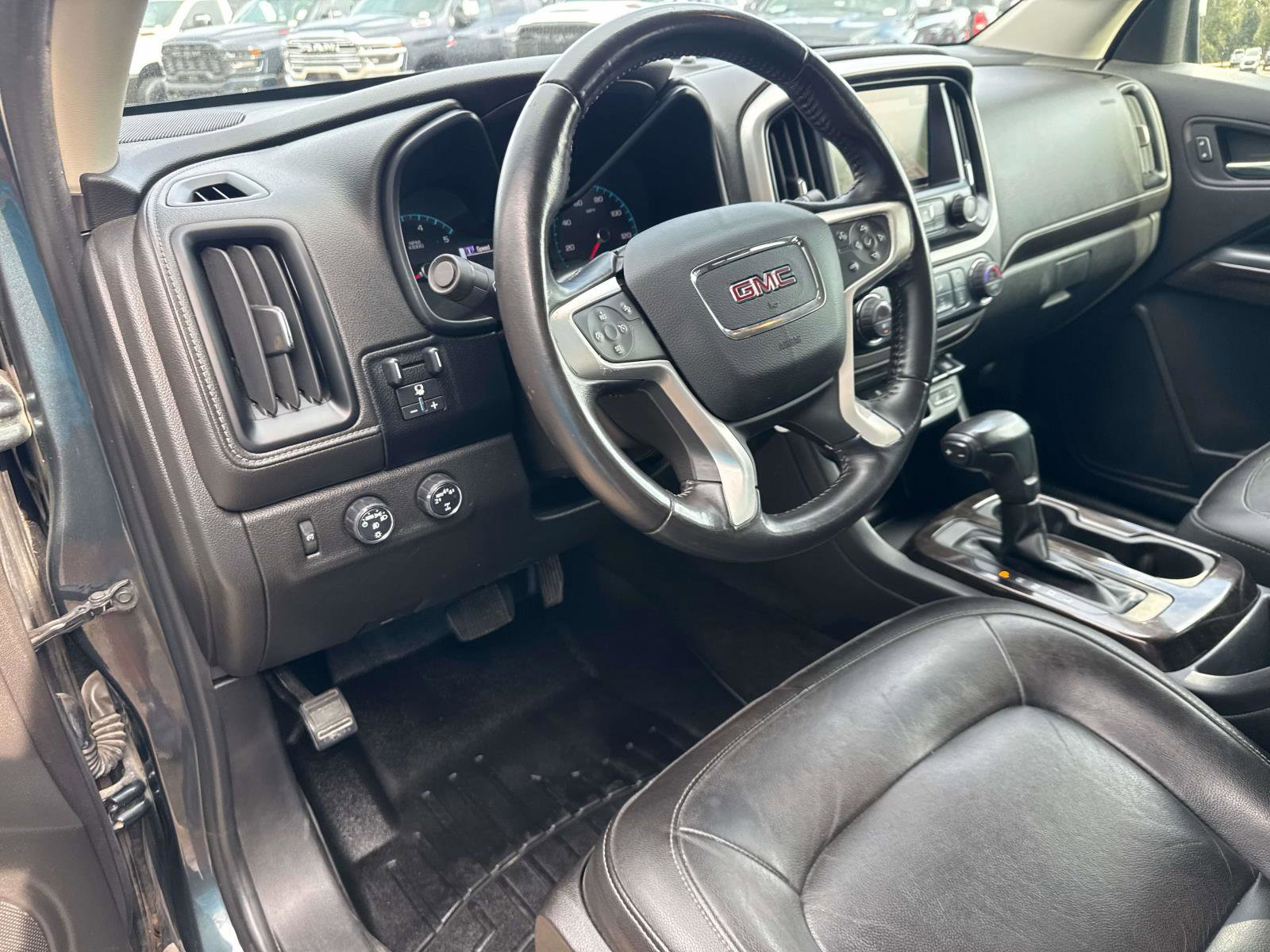 Used 2017 GMC Canyon SLT w/ Driver Alert Package image 16