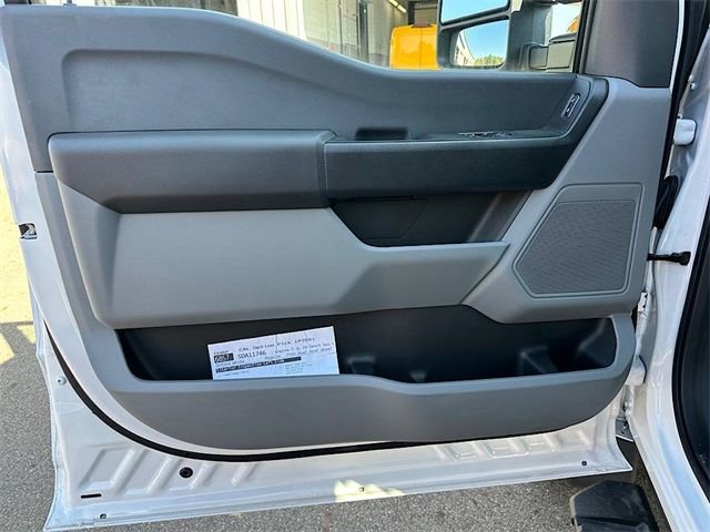 New 2025 Ford F550 XL image 14