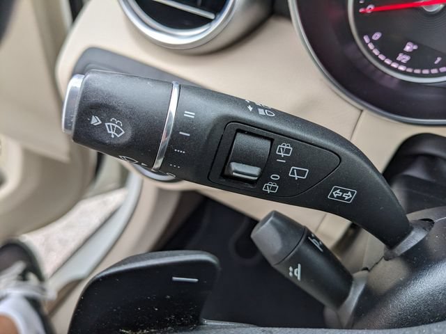 Used 2021 Mercedes-Benz GLC 300 image 29