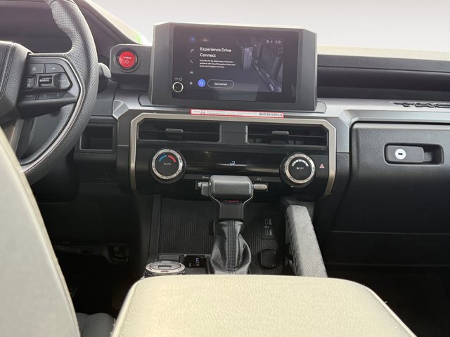 Used 2025 Toyota Tacoma TRD Off-Road image 13