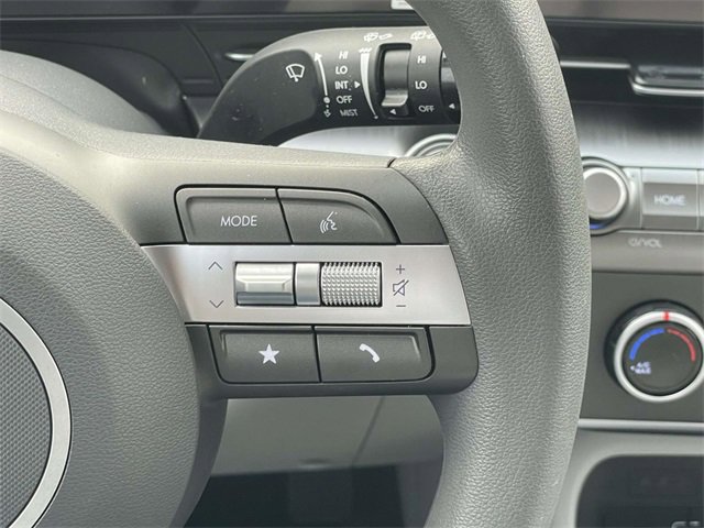 Certified 2025 Hyundai Kona SE image 16