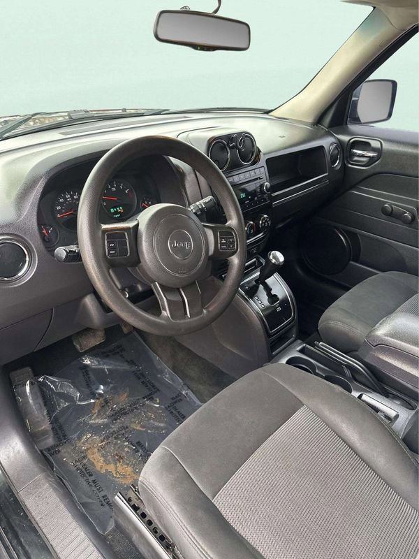 Used 2013 Jeep Patriot Sport w/ Tire & Wheel Group image 21