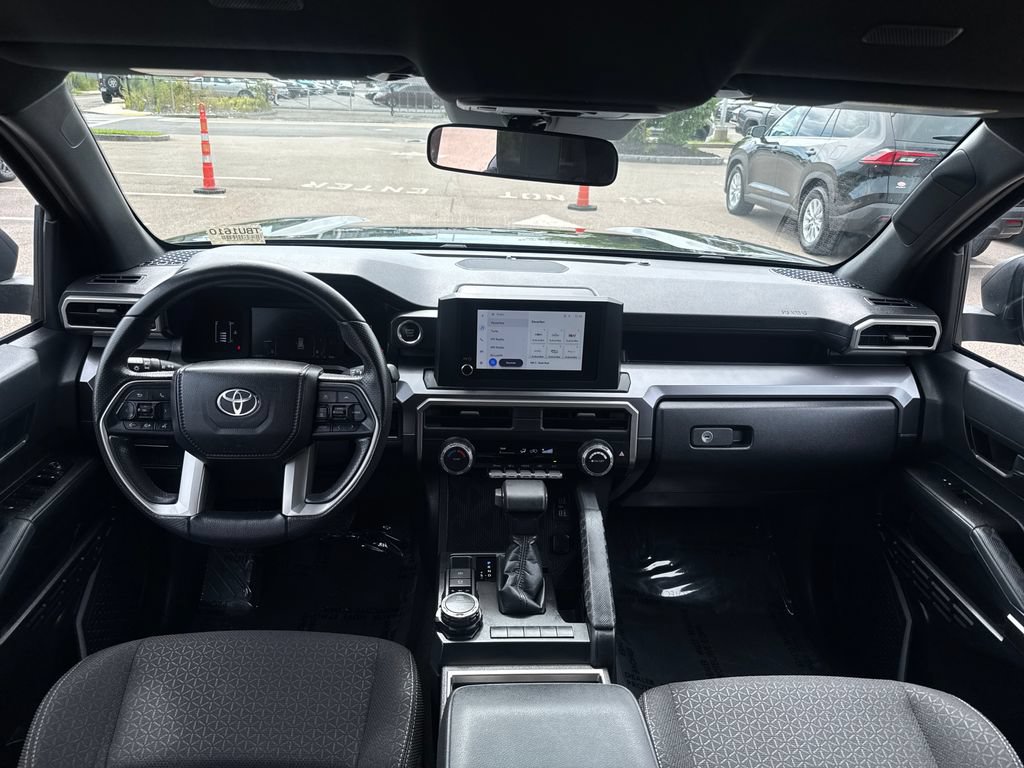 Used 2026 Toyota 4Runner SR5 AWD/4WD image 11