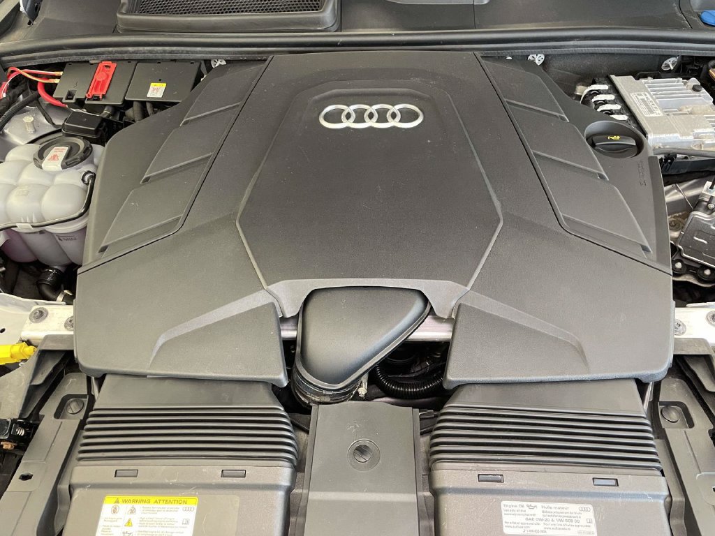 Used 2022 Audi Q7 3.0T Premium Plus AWD/4WD image 25
