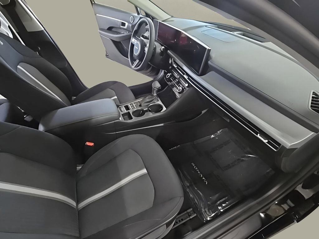 New 2026 Hyundai Sonata SE FWD image 19