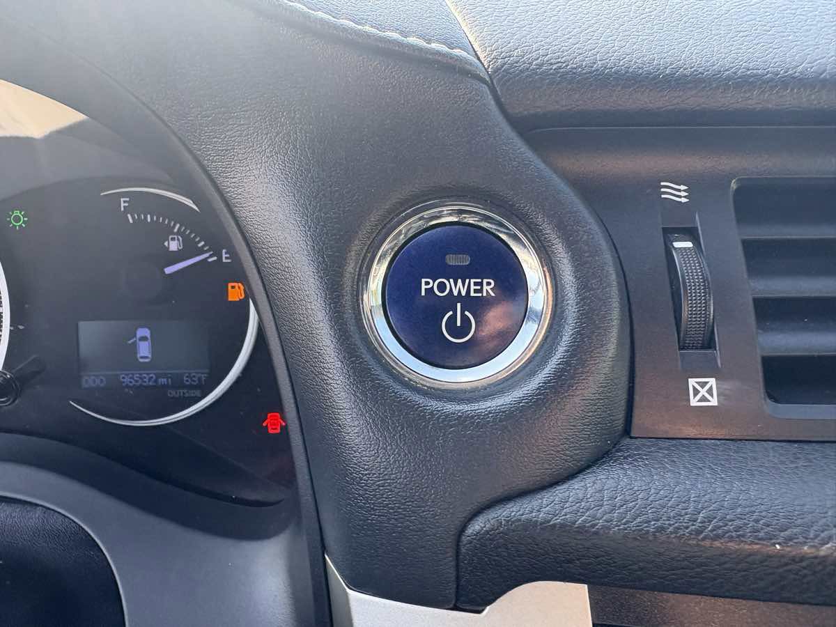 Used 2015 Lexus CT 200h image 35