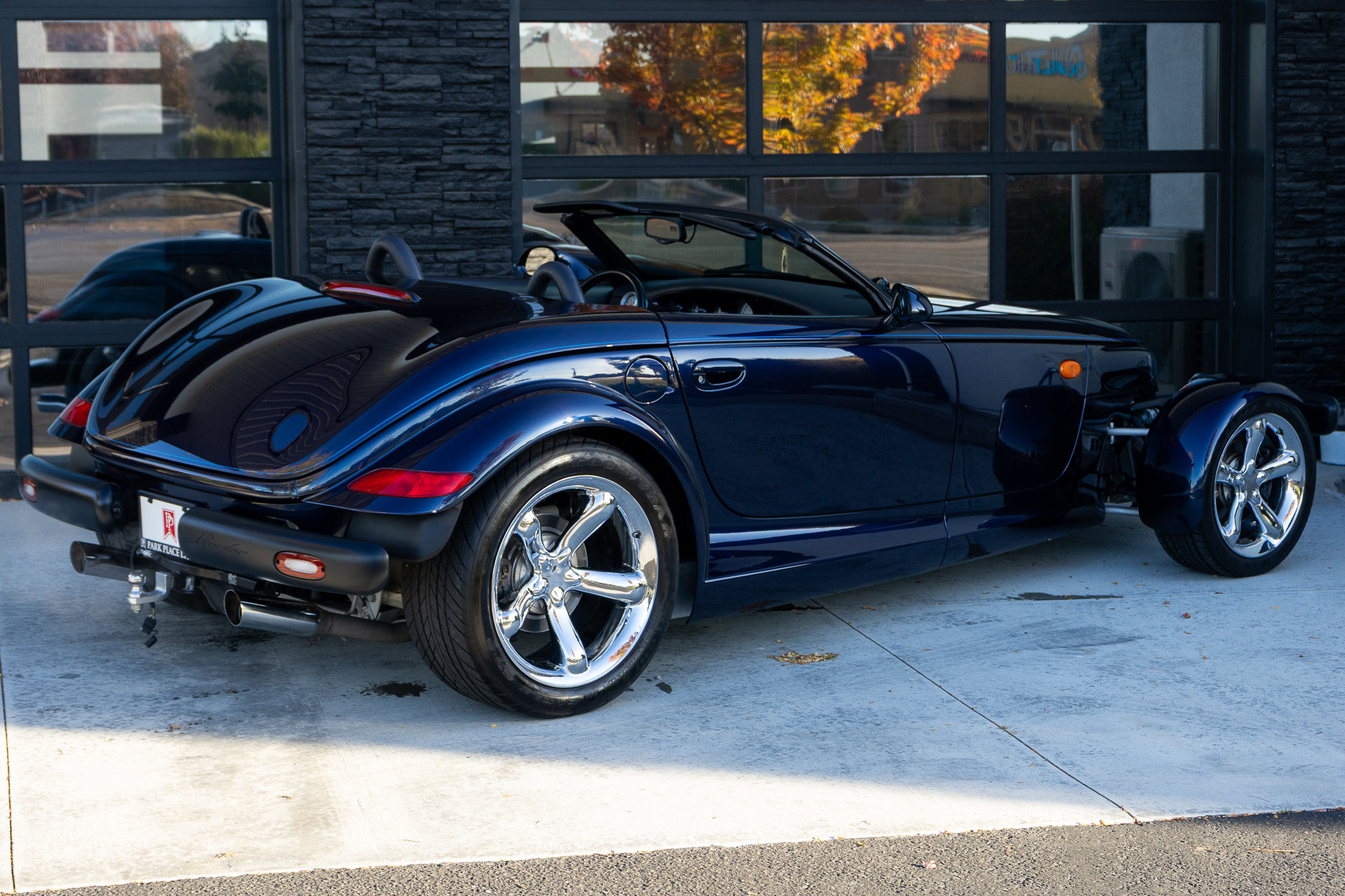 Used 2001 Chrysler Prowler image 11