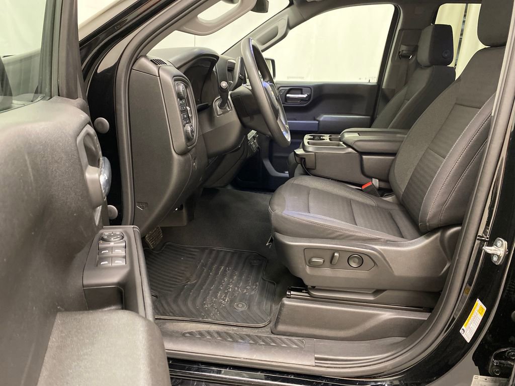 Used 2023 Chevrolet Silverado 1500 Custom image 14