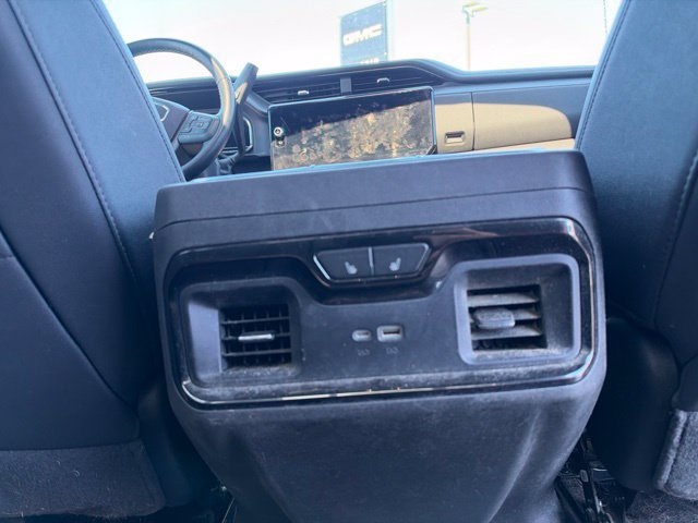 Used 2025 GMC Sierra 3500 AT4 w/ AT4 Premium Plus Package AWD/4WD image 16