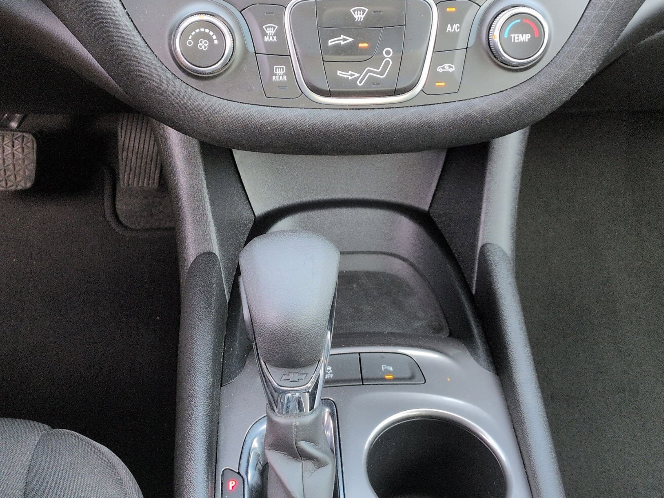 Used 2024 Chevrolet Malibu LS image 25