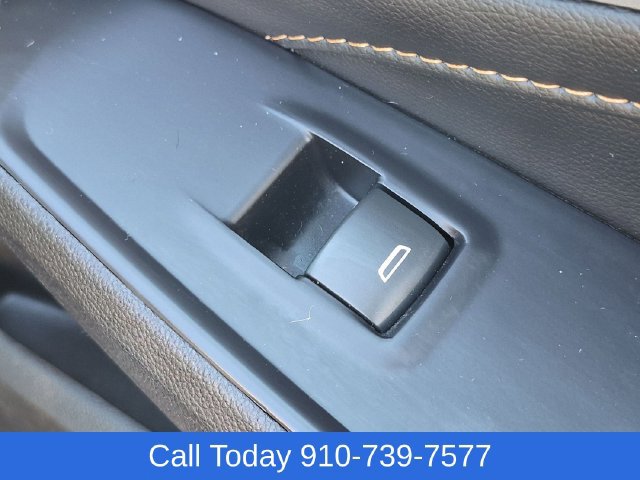Used 2021 Chevrolet Traverse LT w/ LPO, Floor Liner Package AWD/4WD image 37