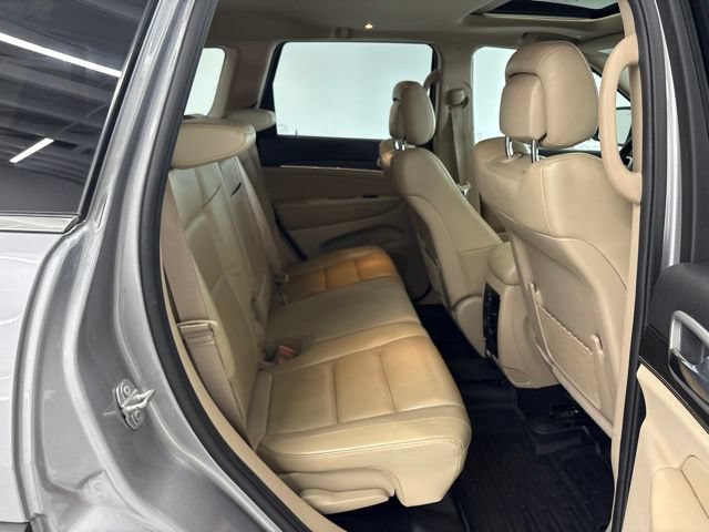 Used 2021 Jeep Grand Cherokee Limited w/ Trailer Tow Group IV AWD/4WD image 29