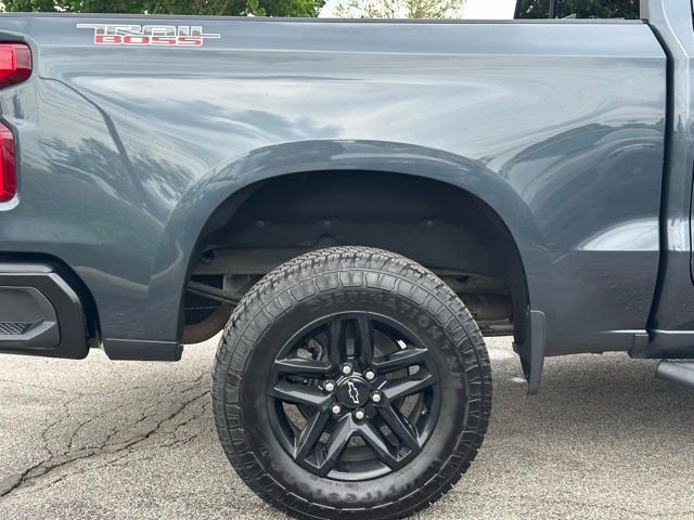 Used 2020 Chevrolet Silverado 1500 LT Trail Boss AWD/4WD image 9