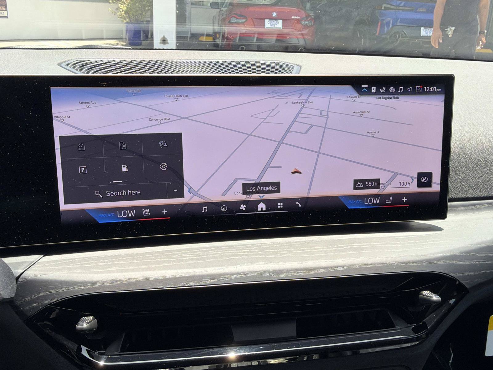 New 2026 BMW 330i Sedan w/ Convenience Package RWD image 19
