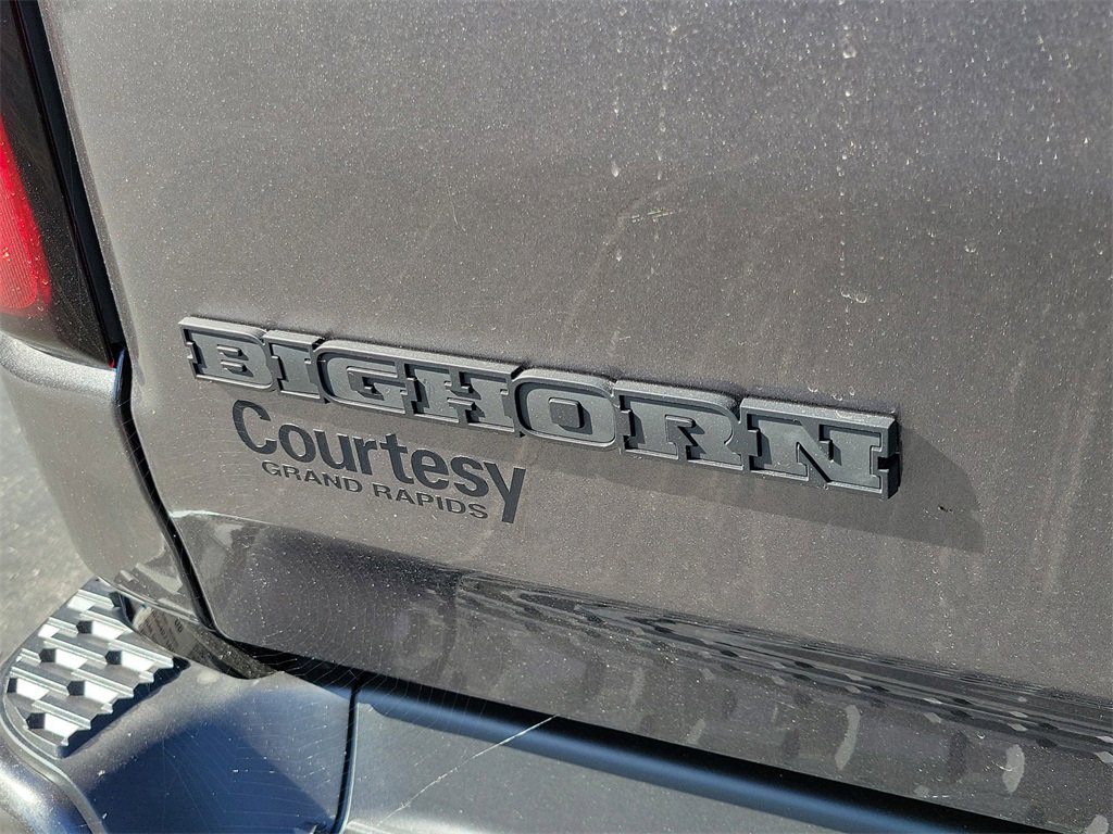 New 2026 RAM 1500 4x4 Crew Cab image 18