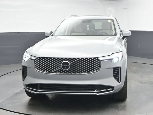 New 2026 Volvo XC90 T8 Ultra w/ Protection Package Premier AWD/4WD image 3