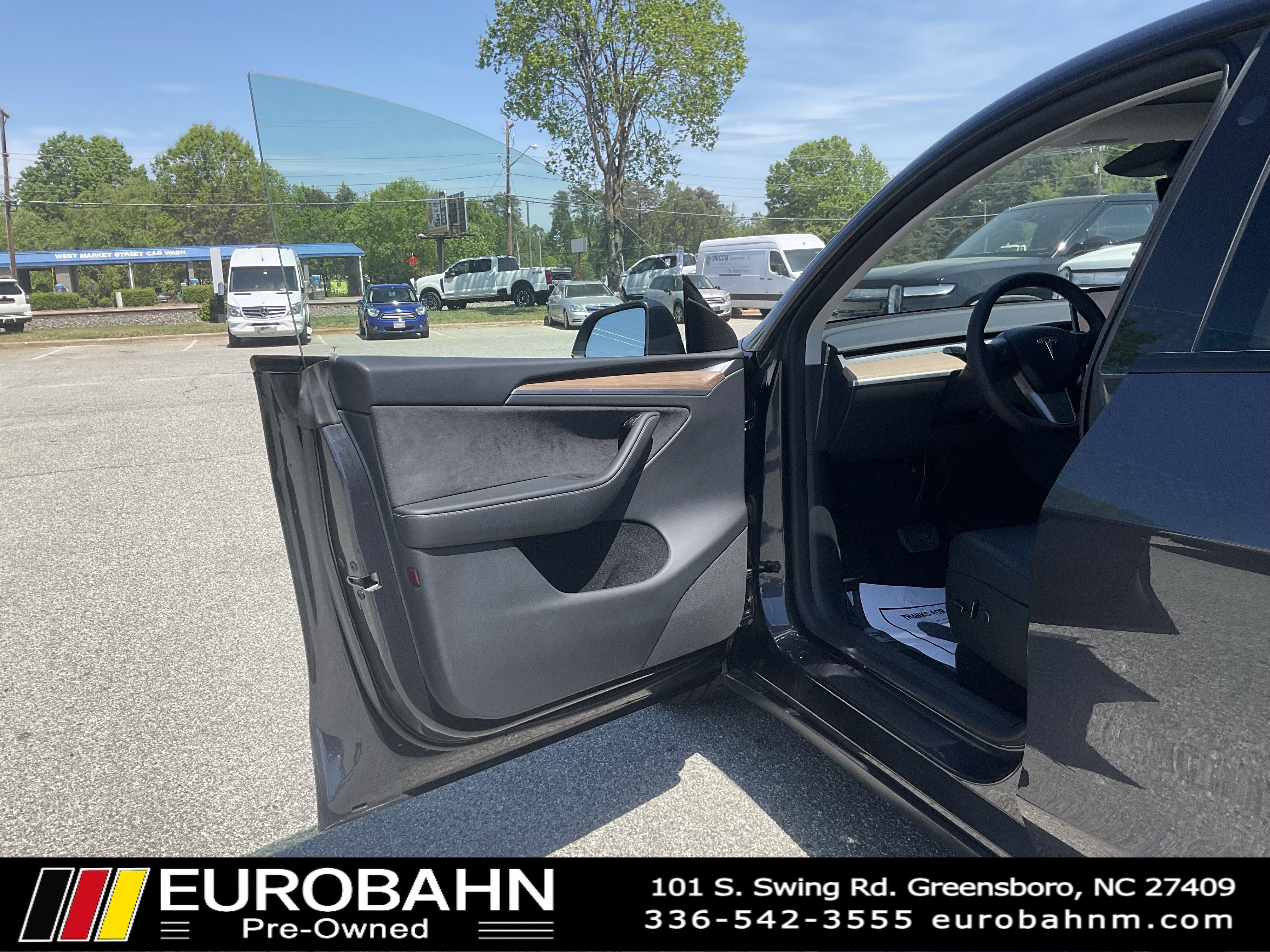 Used 2024 Tesla Model Y Long Range image 9