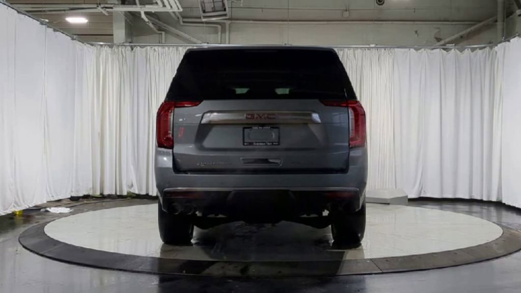 Used 2023 GMC Yukon XL Denali w/ Max Trailering Package image 9