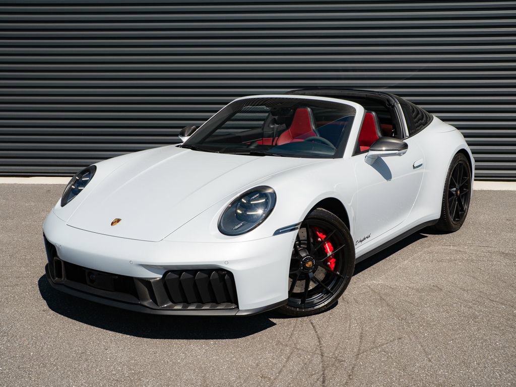 Certified 2025 Porsche 911 Targa 4 GTS image 1