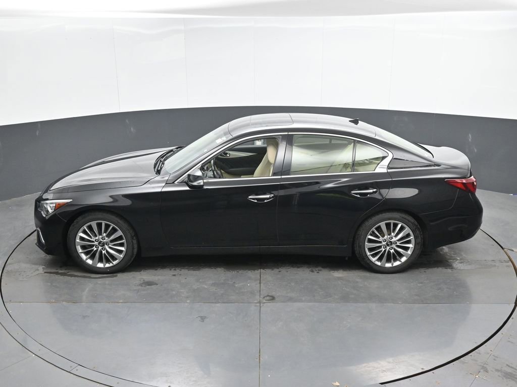 Used 2020 INFINITI Q50 Luxe w/ Essential Package (3.0T Luxe) AWD/4WD image 38
