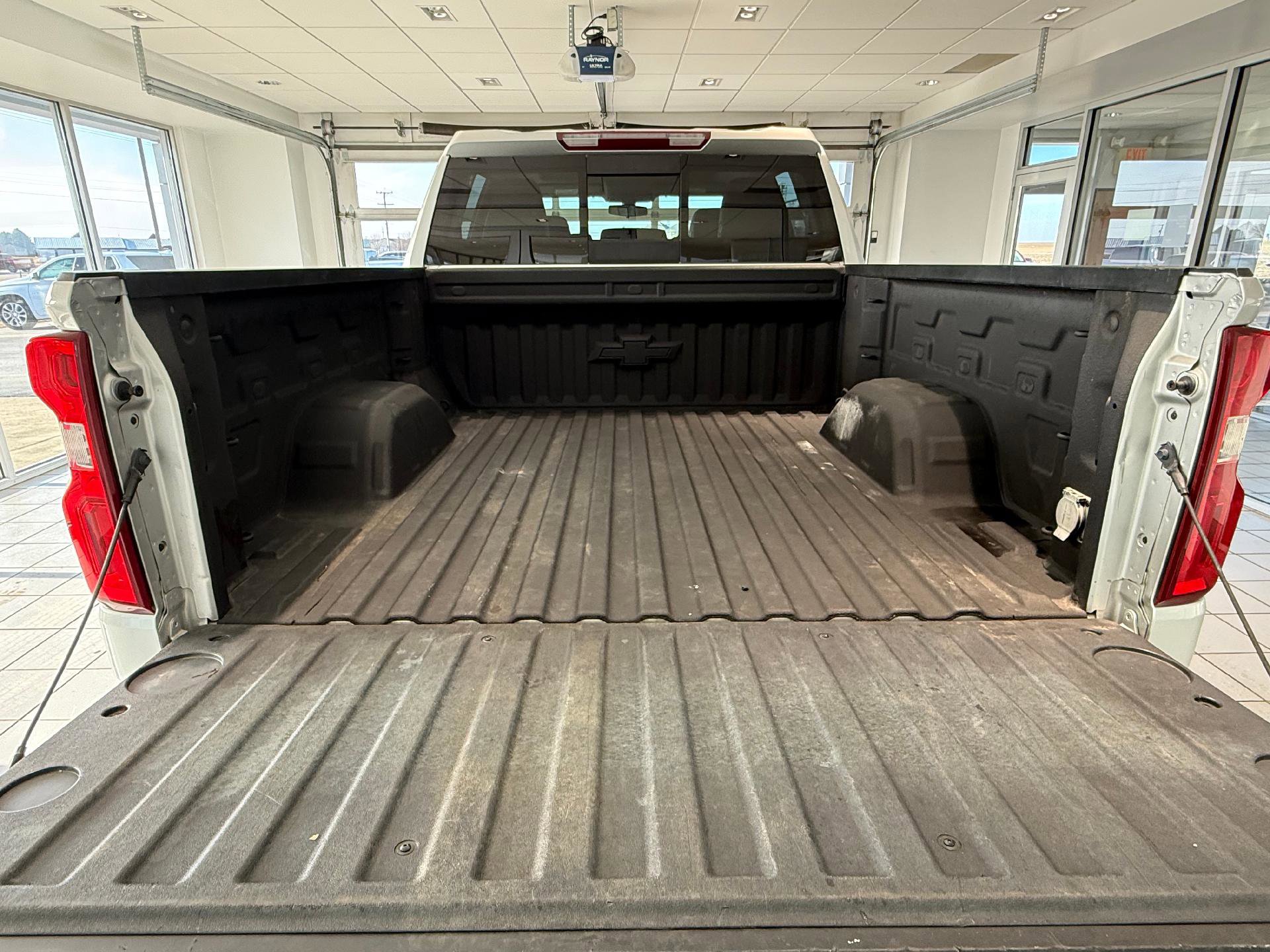 Certified 2022 Chevrolet Silverado 1500 LT Trail Boss w/ LT Trail Boss Premium Package AWD/4WD image 11