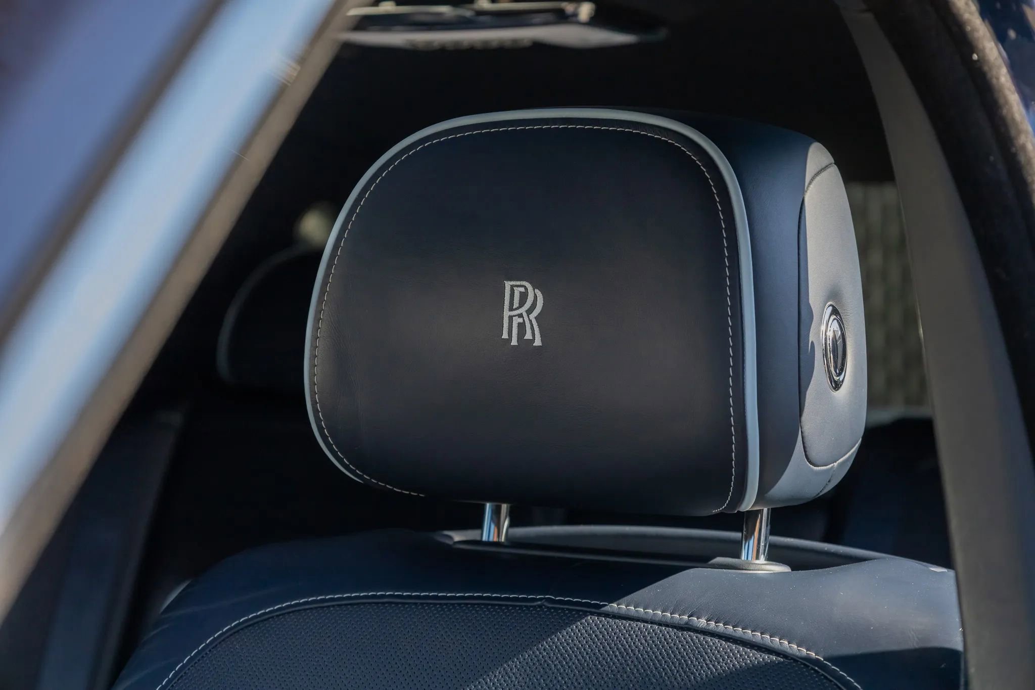 Used 2019 Rolls-Royce Cullinan Sport Utility 4D image 44