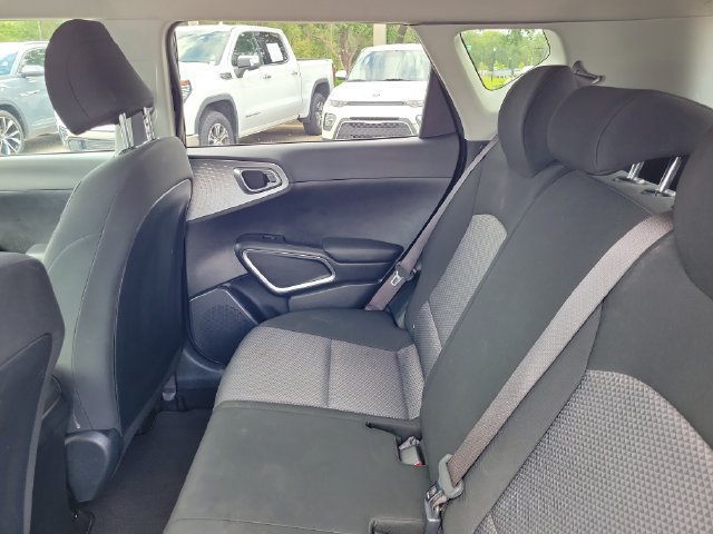 Used 2024 Kia Soul LX w/ Option Group 015 FWD image 13