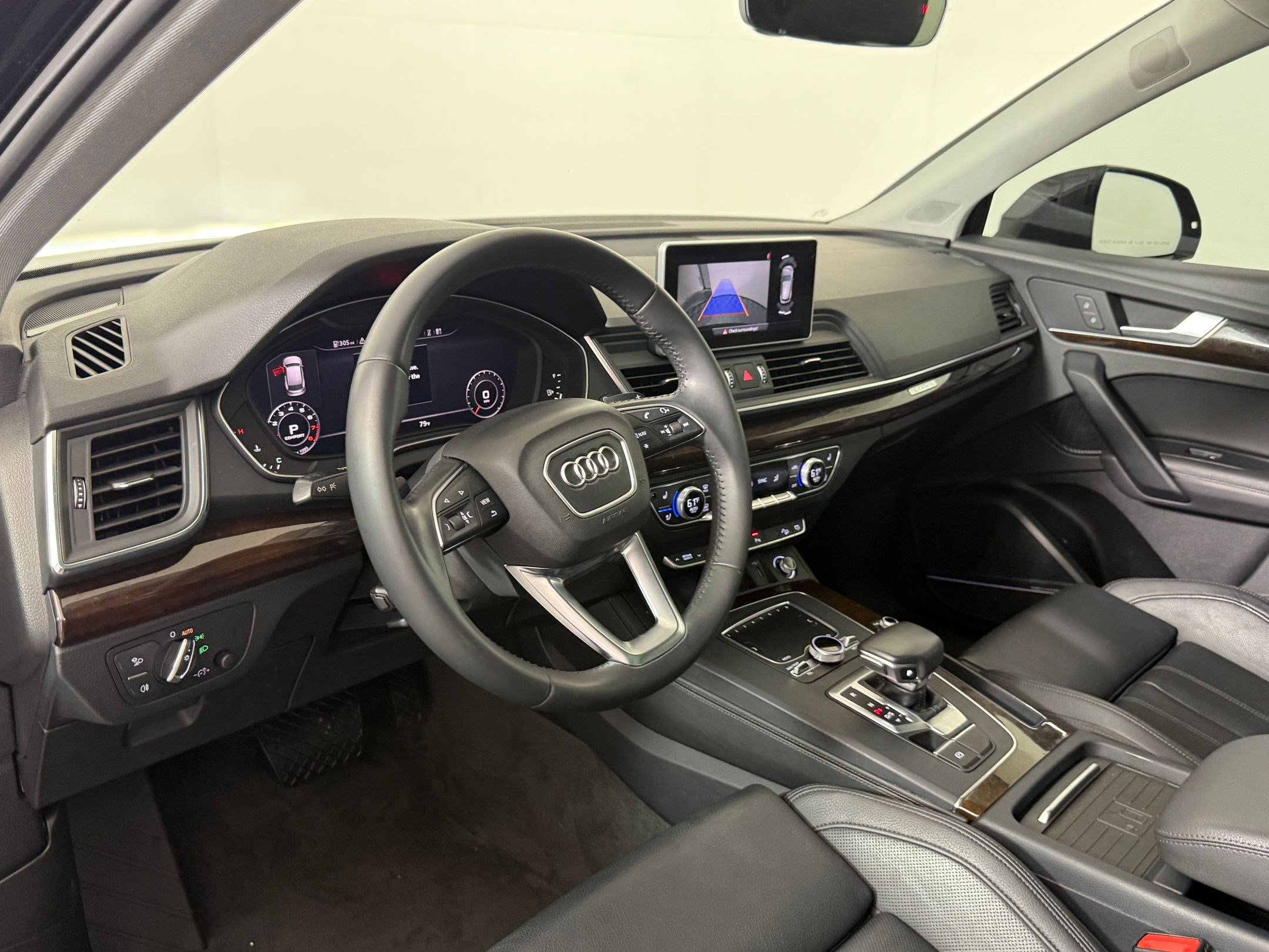 Used 2019 Audi Q5 2.0T Premium Plus w/ Premium Plus Package AWD/4WD image 4