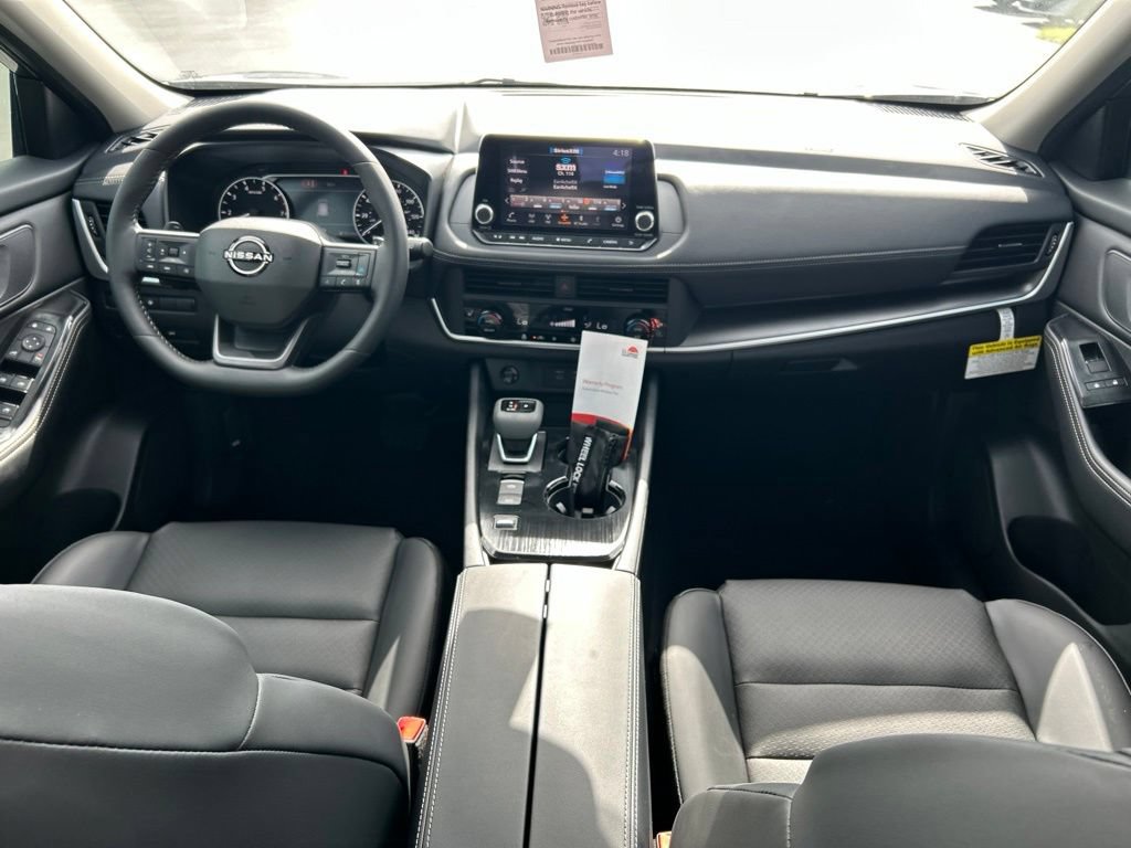 New 2026 Nissan Rogue Dark Armor FWD image 11