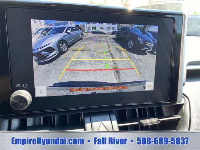 Used 2025 Toyota RAV4 XLE AWD/4WD image 13