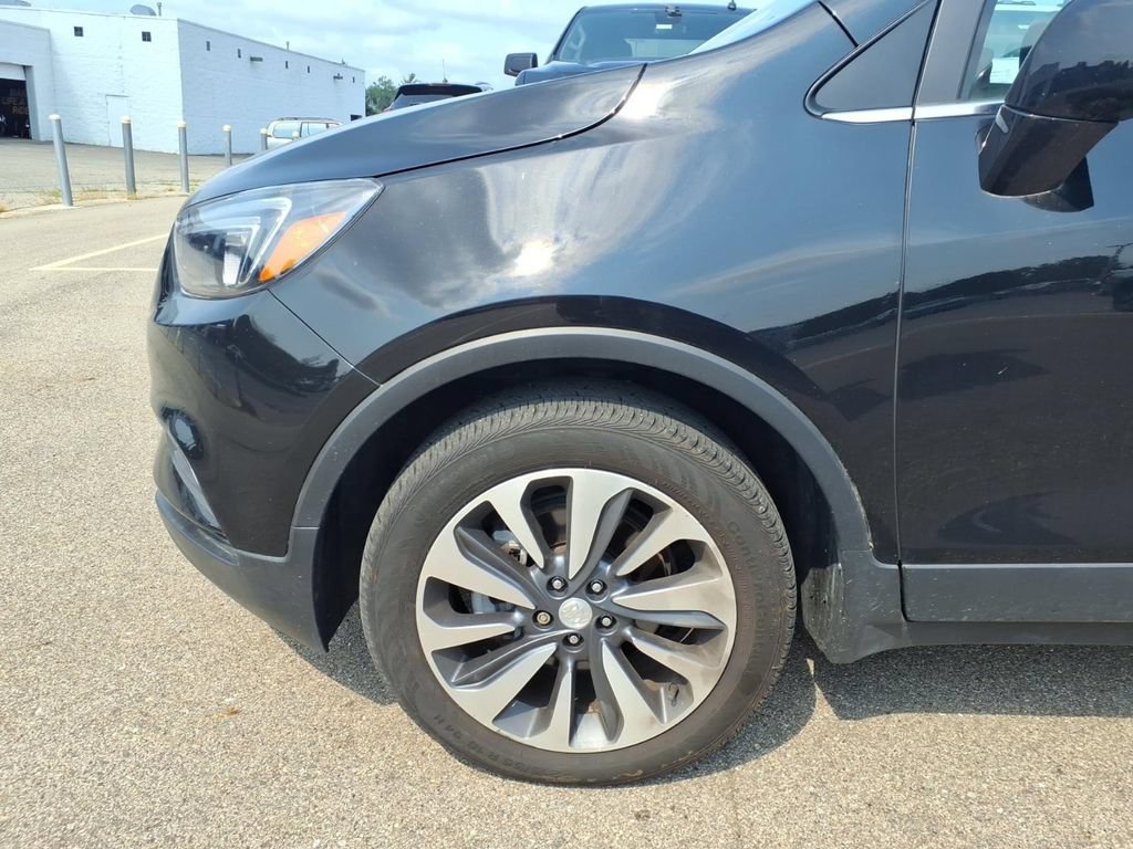 Used 2022 Buick Encore Preferred w/ Safety Package AWD/4WD image 22