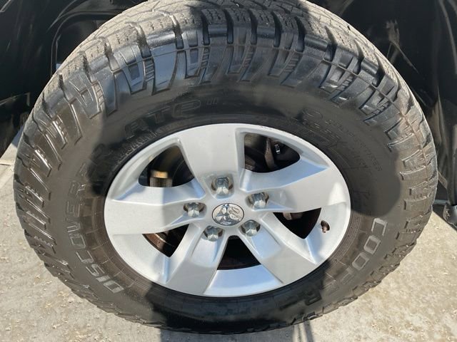 Used 2019 RAM 1500 Express RWD image 8