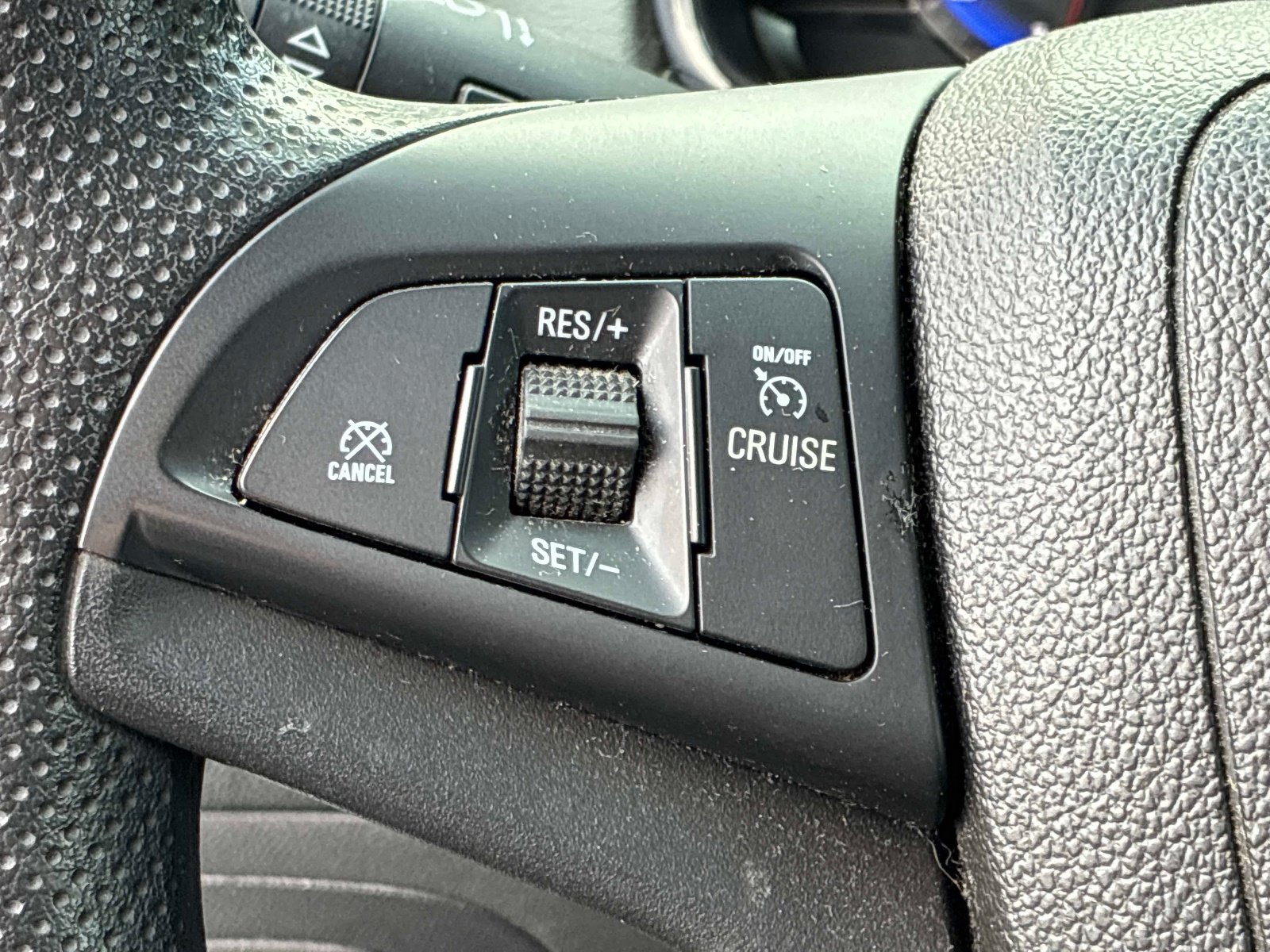 Used 2016 Chevrolet Trax LT FWD image 21