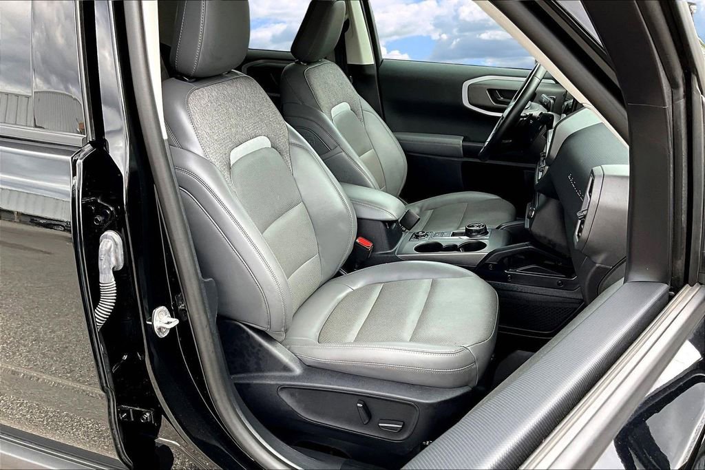 Used 2025 Ford Bronco Sport Badlands image 30