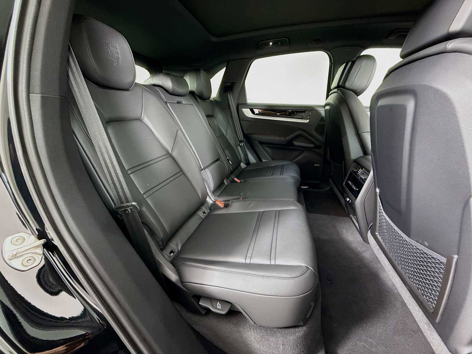 New 2026 Porsche Cayenne image 28