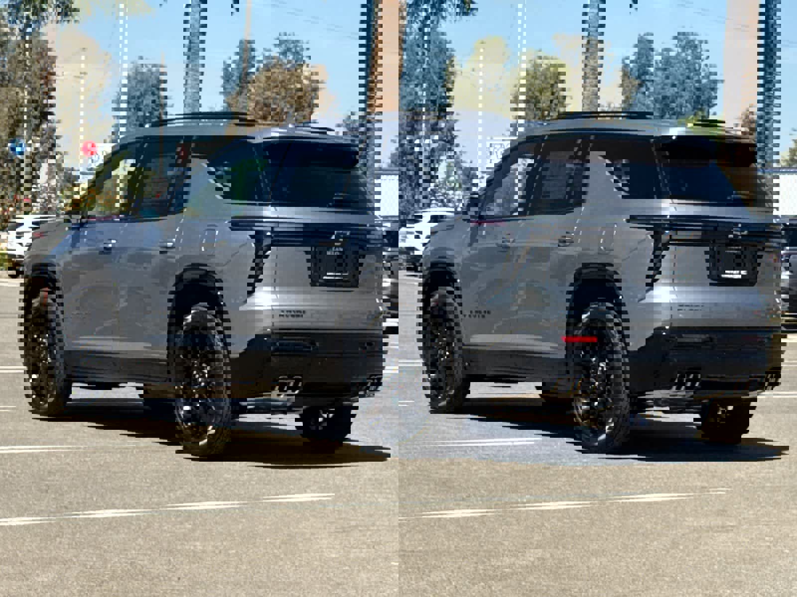 New 2026 Chevrolet Traverse RS w/ LPO, Floor Liner Package image 3