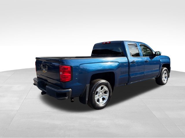 Used 2017 Chevrolet Silverado 1500 LT w/ All Star Edition AWD/4WD image 3