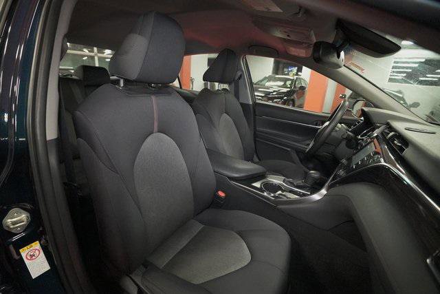 Certified 2018 Toyota Camry LE w/ Convenience Package FWD image 21