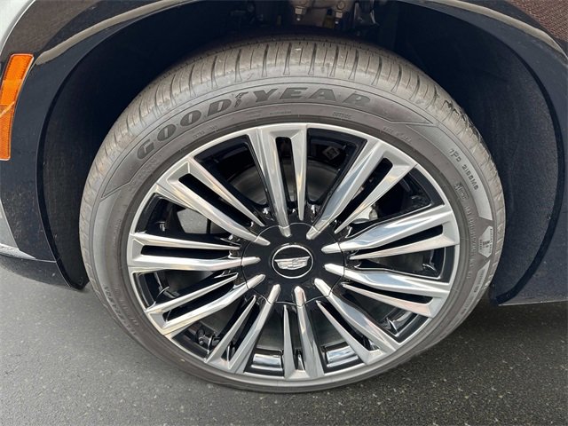 New 2026 Cadillac Vistiq Premium Luxury w/ LPO, Floor Liner Package image 9