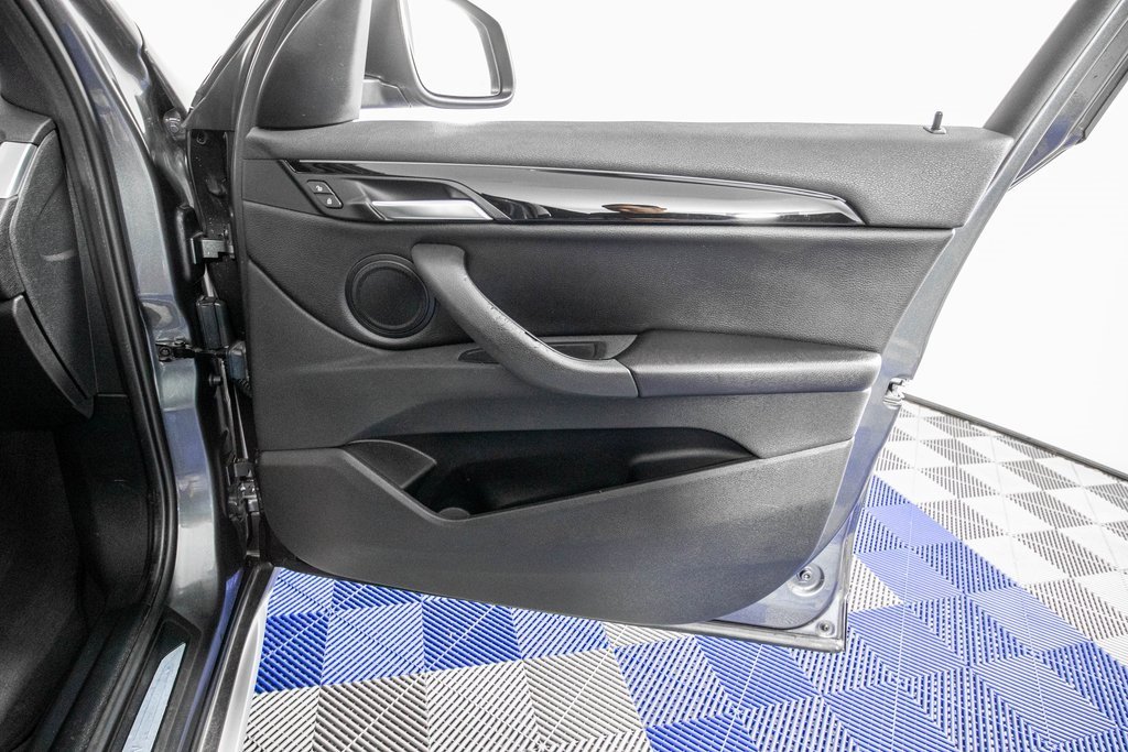 Used 2018 BMW X1 sDrive28i w/ Convenience Package image 14