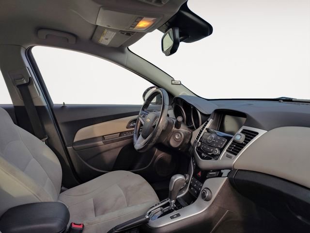 Used 2014 Chevrolet Cruze LT FWD image 14