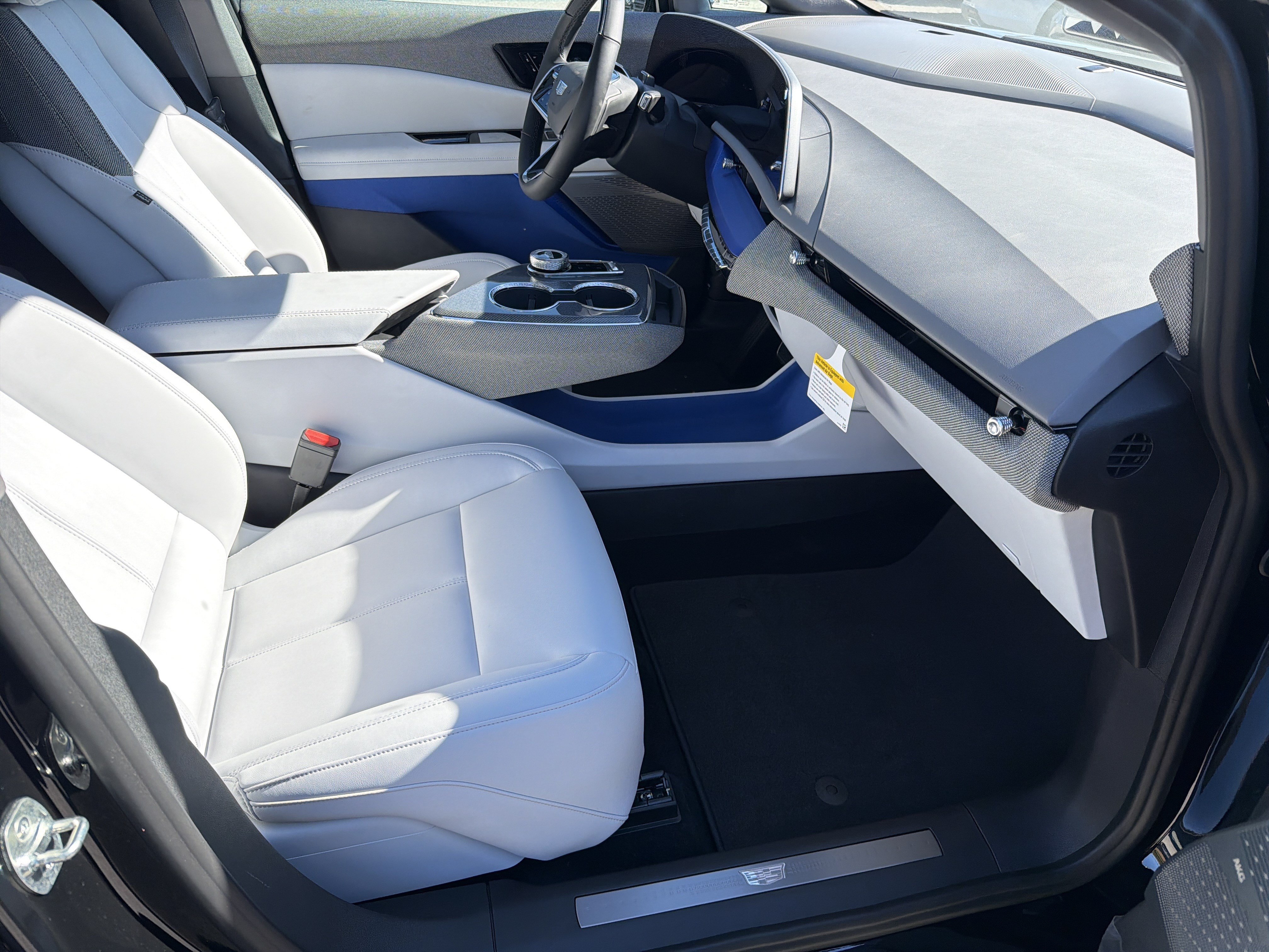 New 2027 Cadillac Optiq Luxury RWD image 14