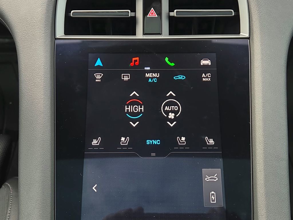 Certified 2025 Porsche Taycan 4S image 14