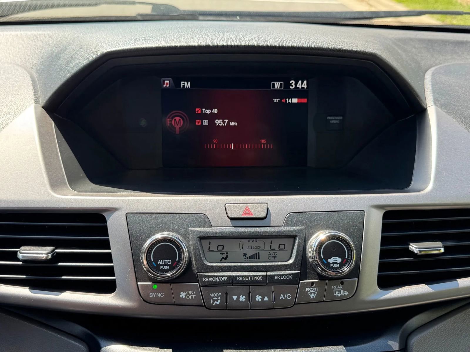 Used 2015 Honda Odyssey EX image 20